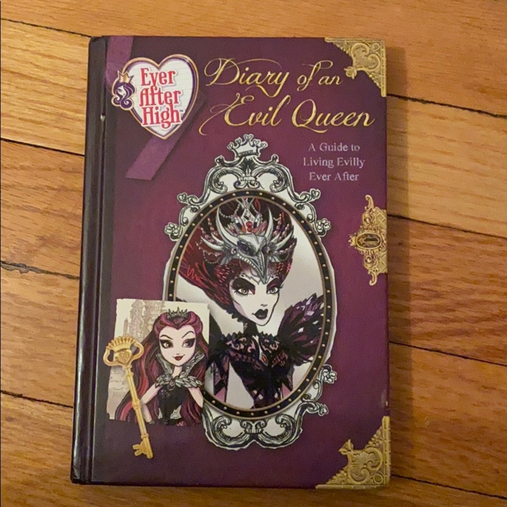 Ever After High: Diary of an Evil Queen Book